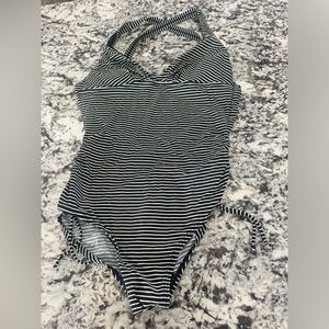 Lole size L adjustable strap black and white stripe athletic swim suit